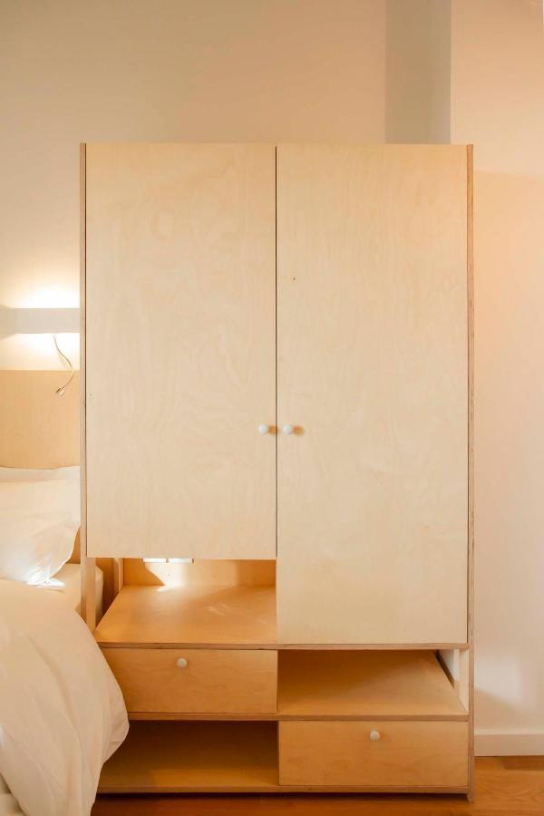بوردو Une Chambre A L'Economat المظهر الخارجي الصورة